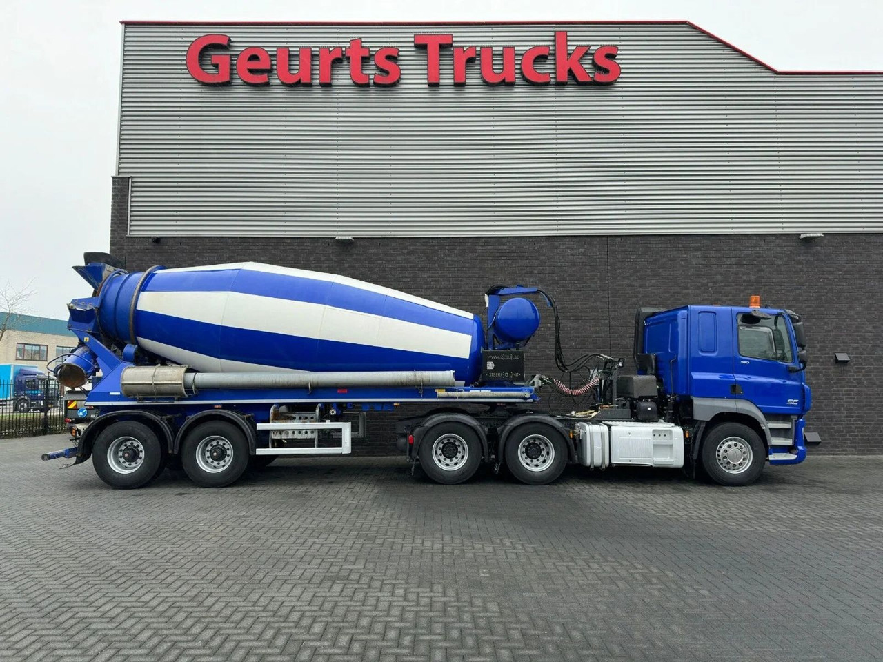 DAF CF 510 6X4 + DE BUF ST2 2-ASSIGE 10M3 CONCRETE M - Camion malaxeur: photos 4 DAF CF 510 6X4 + DE BUF ST2 2-ASSIGE 10M3 CONCRETE M - Camion malaxeur: photos 4