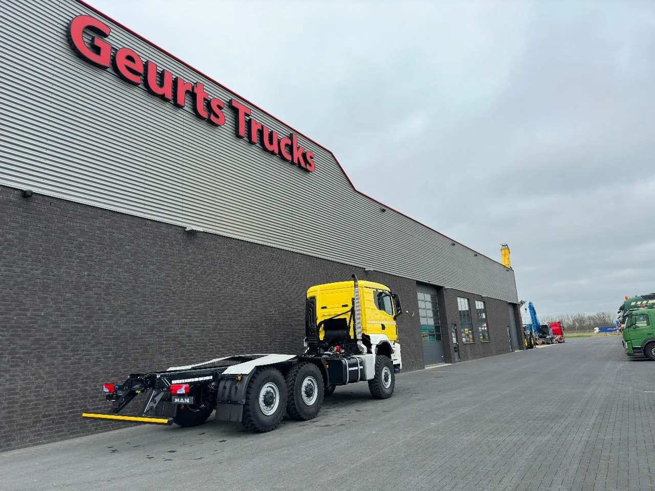 MAN TGS 33.540 6X6 BB CH HEAVY DUTY CHASSIS CABINE/N - Châssis cabine: photos 5 MAN TGS 33.540 6X6 BB CH HEAVY DUTY CHASSIS CABINE/N - Châssis cabine: photos 5