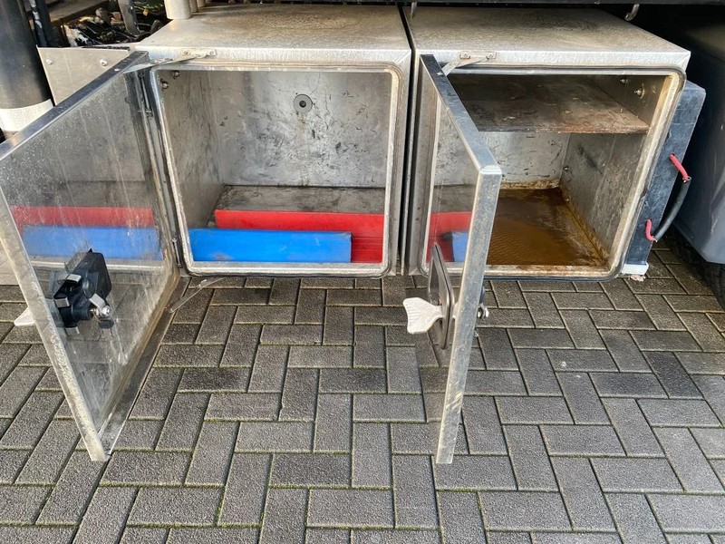 MAN TGX 35.500 8X4 TRIDEM + HIAB X-HIPRO 302 E-7 KRAAN/KRAN/CRANE/GRUA — crédit-bail MAN TGX 35.500 8X4 TRIDEM + HIAB X-HIPRO 302 E-7 KRAAN/KRAN/CRANE/GRUA: photos 18 MAN TGX 35.500 8X4 TRIDEM + HIAB X-HIPRO 302 E-7 KRAAN/KRAN/CRANE/GRUA — crédit-bail MAN TGX 35.500 8X4 TRIDEM + HIAB X-HIPRO 302 E-7 KRAAN/KRAN/CRANE/GRUA: photos 18