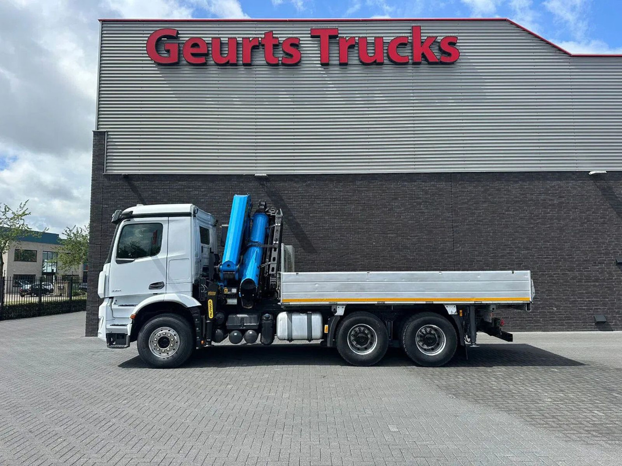 Camion grue Mercedes-Benz Arocs 3351 963-2-E 6X4 KIPPER / TIPPER + PALFING: photos 12