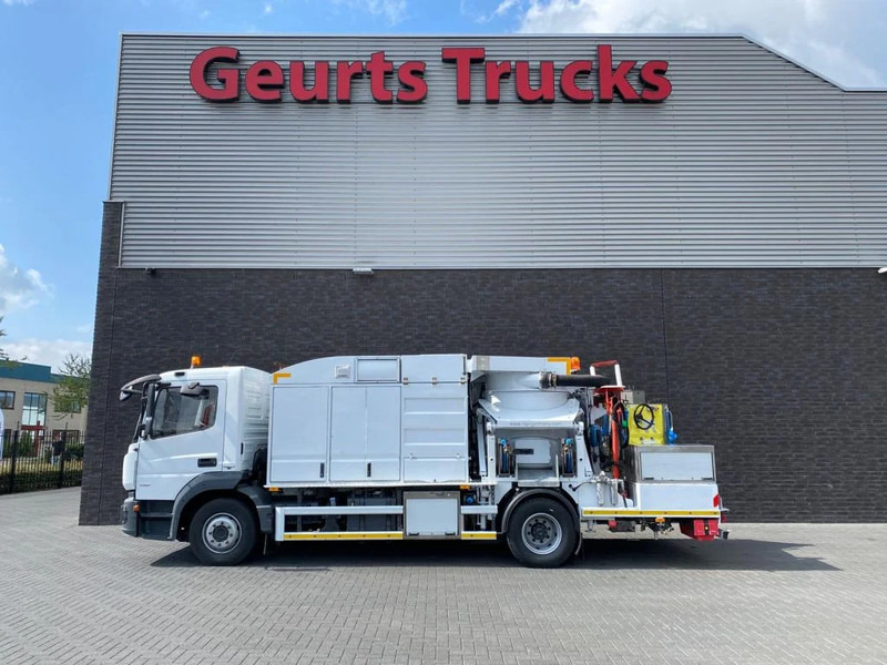 Mercedes-Benz Atego 1324 4X2 RHD + RSP ESE 13/H SAUGBAGGER/SUCTIONEXCAVATOR/GRONDZUIGER - Camion vidangeur: photos 1 Mercedes-Benz Atego 1324 4X2 RHD + RSP ESE 13/H SAUGBAGGER/SUCTIONEXCAVATOR/GRONDZUIGER - Camion vidangeur: photos 1