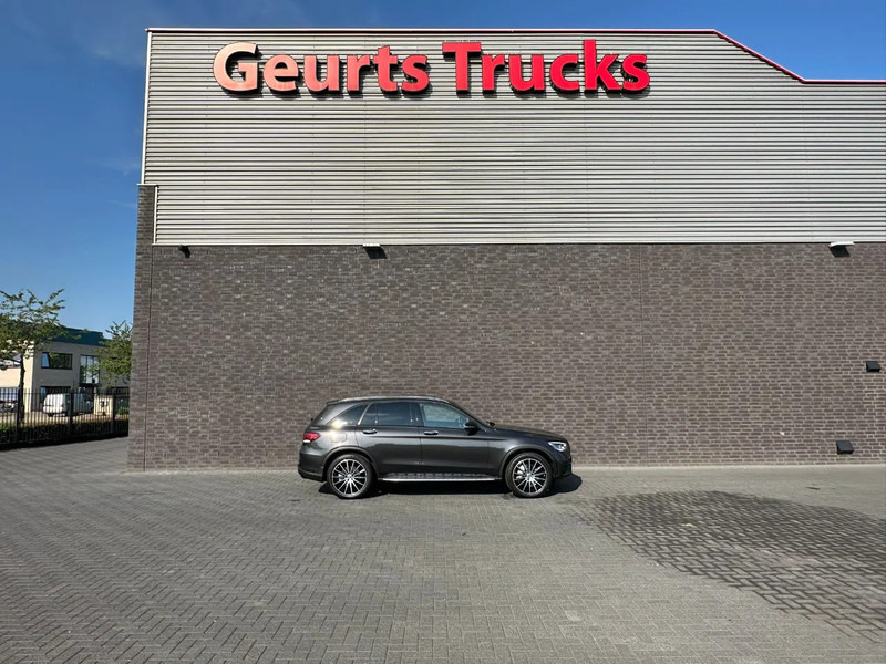 Mercedes-Benz GLC AMG 200 4MATIC - SUV: photos 4 Mercedes-Benz GLC AMG 200 4MATIC - SUV: photos 4