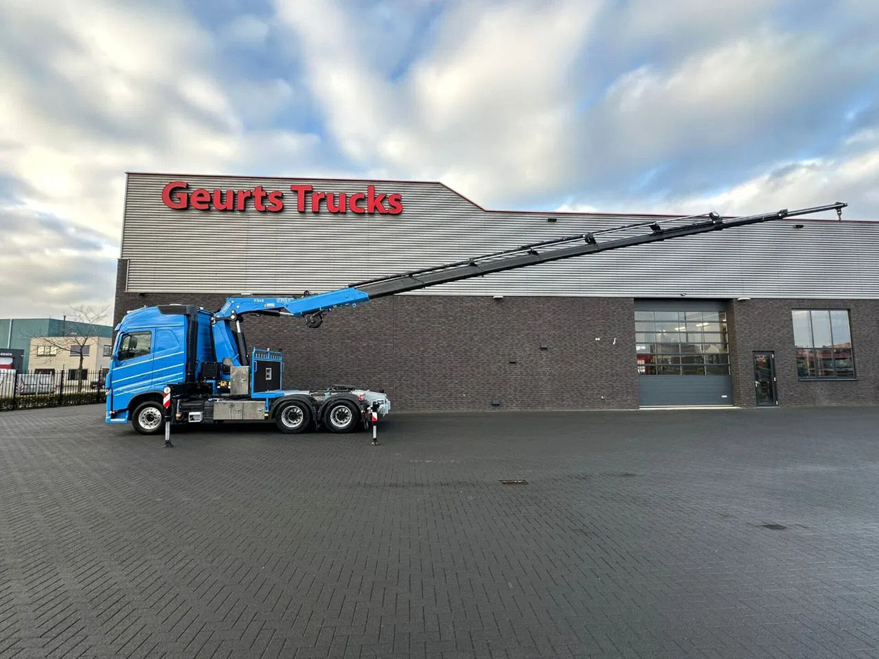 Volvo FH 540 6X4 + FASSI F545RA.2.28 KRAAN/KRAN/CRANE/ - Camion grue: photos 4 Volvo FH 540 6X4 + FASSI F545RA.2.28 KRAAN/KRAN/CRANE/ - Camion grue: photos 4