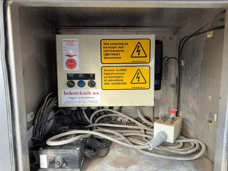 Camion malaxeur Volvo FM 410 8X4 + STETTER 9 M3 MIXER/MISCHER + THEAM 15 M TRANSPORTBAND/BELT: photos 15