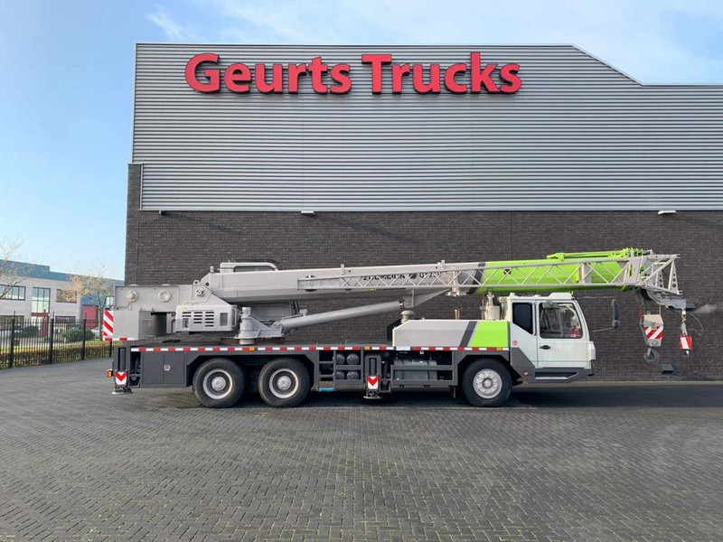 Zoomlion QY25V51.5 25 TONS CRANE/KRAN/GRUA/KRAAN - Grue tout-terrain: photos 4 Zoomlion QY25V51.5 25 TONS CRANE/KRAN/GRUA/KRAAN - Grue tout-terrain: photos 4