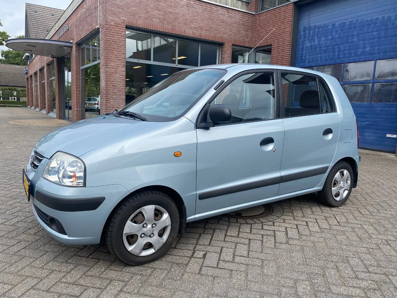 Hyundai Atos 1.1 I Active - Voiture à hayon: photos 1 Hyundai Atos 1.1 I Active - Voiture à hayon: photos 1