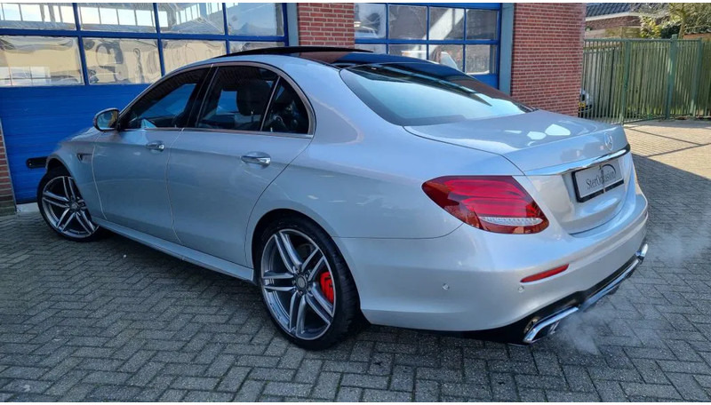 Mercedes-Benz E-Klasse 63 S, 4 Matic AMG..... Premium plus. - Berline: photos 4 Mercedes-Benz E-Klasse 63 S, 4 Matic AMG..... Premium plus. - Berline: photos 4