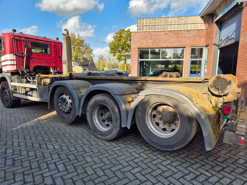 Scania P 420 8x2.. manuel gearbox. - Camion - système de câble: photos 4 Scania P 420 8x2.. manuel gearbox. - Camion - système de câble: photos 4