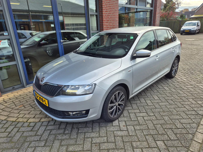 Škoda Rapid . automaat Spaceback 1.0TSI Greentech Drive - Voiture à hayon: photos 1 Škoda Rapid . automaat Spaceback 1.0TSI Greentech Drive - Voiture à hayon: photos 1