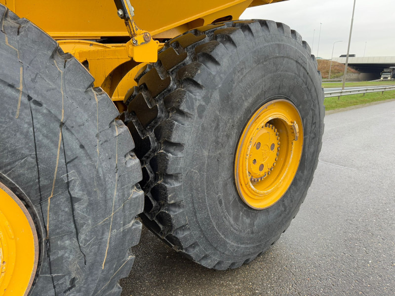 BELL B40E - CE / Tail gate — crédit-bail BELL B40E - CE / Tail gate: photos 11
