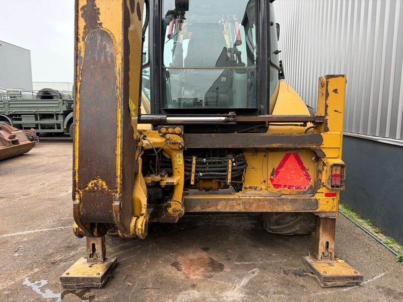 Tractopelle Caterpillar 444E: photos 18 Tractopelle Caterpillar 444E: photos 18