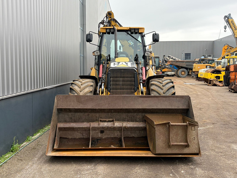 Tractopelle Caterpillar 444E: photos 12 Tractopelle Caterpillar 444E: photos 12
