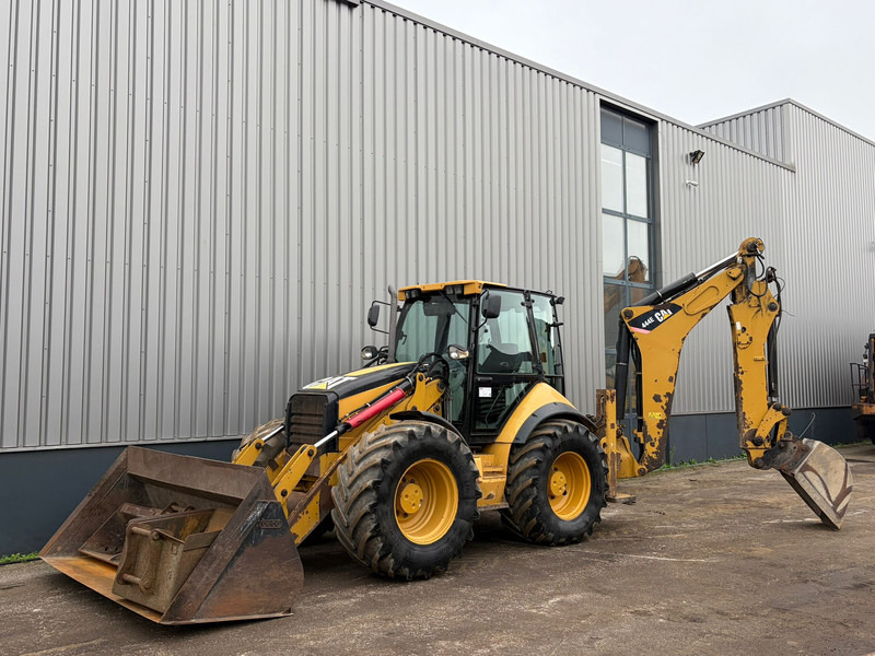 Caterpillar 444E - Tractopelle: photos 4 Caterpillar 444E - Tractopelle: photos 4