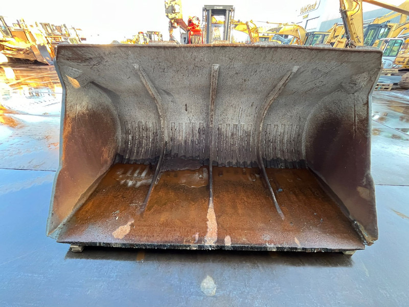Caterpillar Bucket 950 - Godet: photos 4 Caterpillar Bucket 950 - Godet: photos 4
