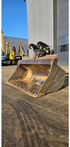 Caterpillar CAT DCT Bucket CW40S Kantelbak - Godet pour chargeur: photos 2 Caterpillar CAT DCT Bucket CW40S Kantelbak - Godet pour chargeur: photos 2