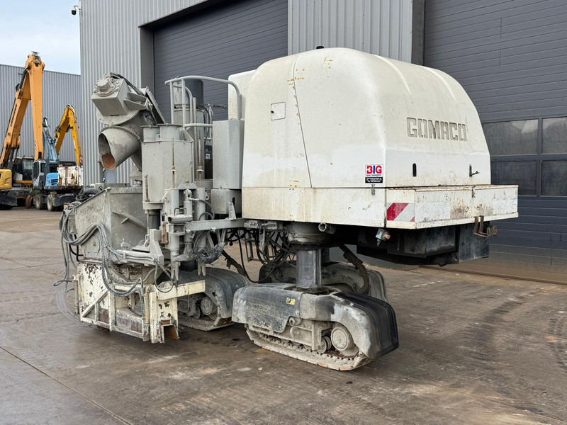 GOMACO GT3400 Concrete Slipform Paver - Finisseur: photos 2 GOMACO GT3400 Concrete Slipform Paver - Finisseur: photos 2
