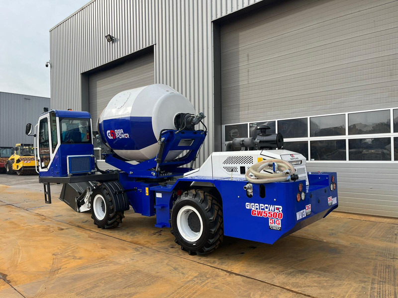 Giga power GW5500 4x4 concrete mixer - Camion malaxeur: photos 3 Giga power GW5500 4x4 concrete mixer - Camion malaxeur: photos 3