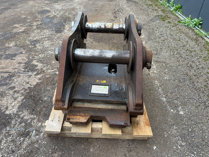 Hydraulic Quick Coupler for Caterpillar 320GC S70 - Attache rapide: photos 4 Hydraulic Quick Coupler for Caterpillar 320GC S70 - Attache rapide: photos 4