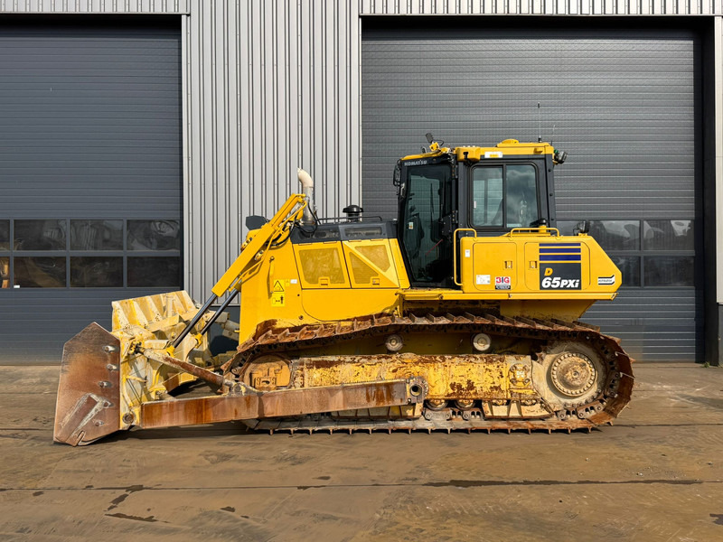 Komatsu D65PXi-18 - Bulldozer: photos 1 Komatsu D65PXi-18 - Bulldozer: photos 1