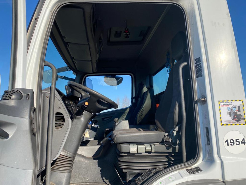 Châssis cabine MERCEDESBENZ AXOR 1829 4x2 chassis cab: photos 14