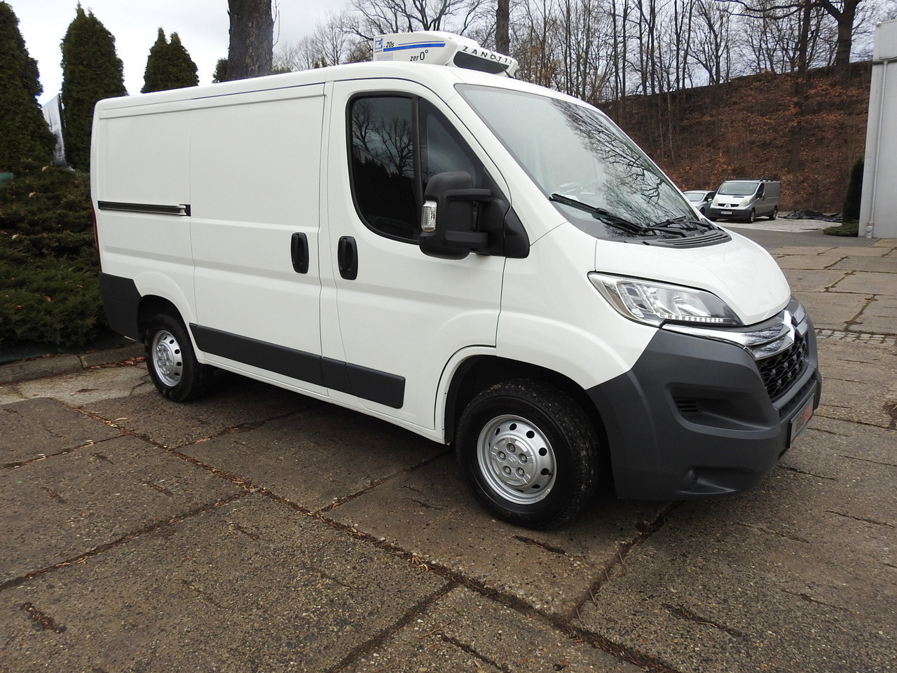 CITROEN JUMPER REFRIGERATOR VAN -5*C LED LIGHTS AIR CONDITIONING 130HP - Utilitaire frigorifique: photos 4 CITROEN JUMPER REFRIGERATOR VAN -5*C LED LIGHTS AIR CONDITIONING 130HP - Utilitaire frigorifique: photos 4