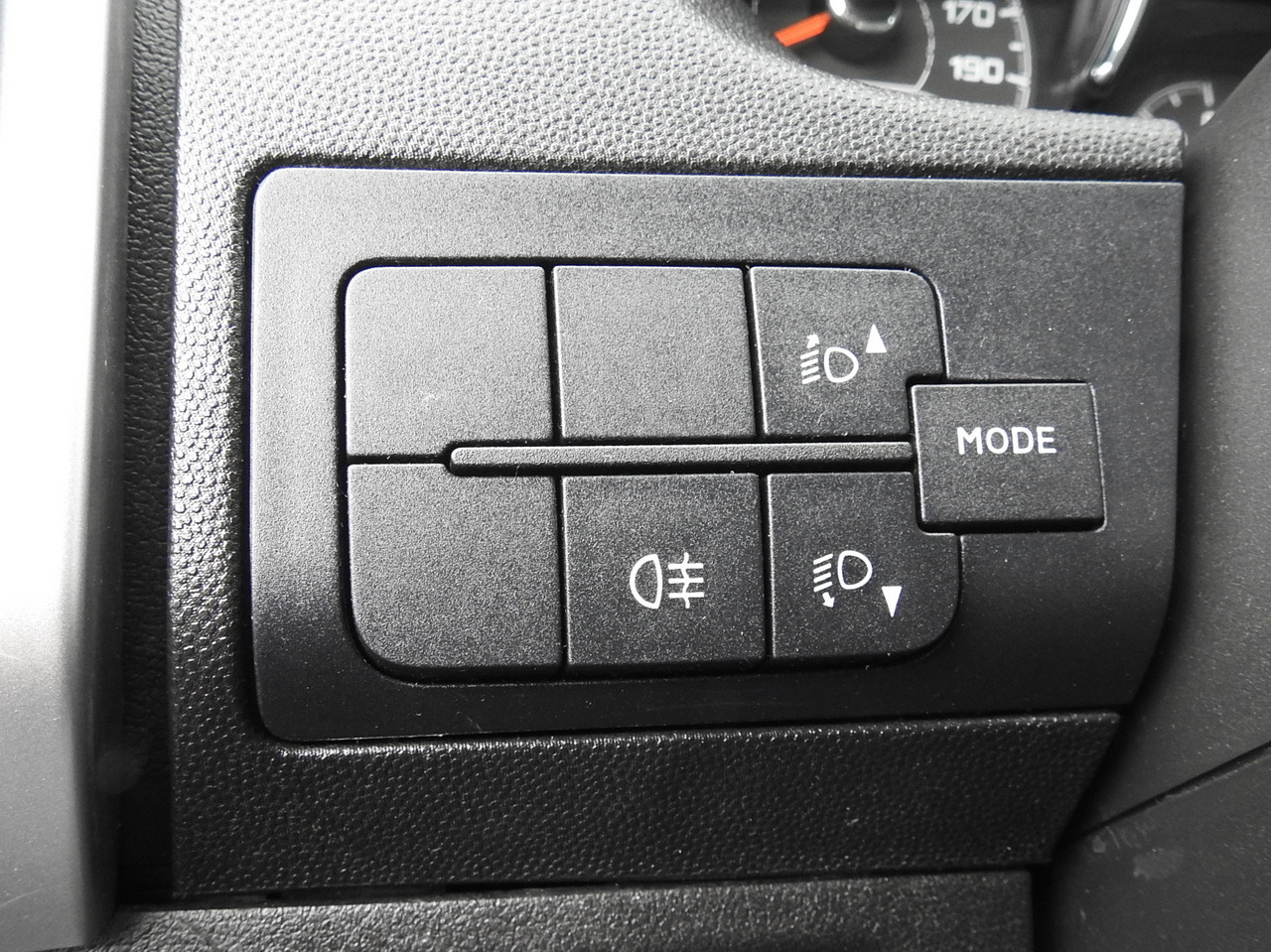 FIAT DUCATO BOX LIFT 8 PALLETS CRUISE CONTROL NAVIGATION AIR CONDITIONING LED LIGHTS 130HP — crédit-bail FIAT DUCATO BOX LIFT 8 PALLETS CRUISE CONTROL NAVIGATION AIR CONDITIONING LED LIGHTS 130HP: photos 31 FIAT DUCATO BOX LIFT 8 PALLETS CRUISE CONTROL NAVIGATION AIR CONDITIONING LED LIGHTS 130HP — crédit-bail FIAT DUCATO BOX LIFT 8 PALLETS CRUISE CONTROL NAVIGATION AIR CONDITIONING LED LIGHTS 130HP: photos 31