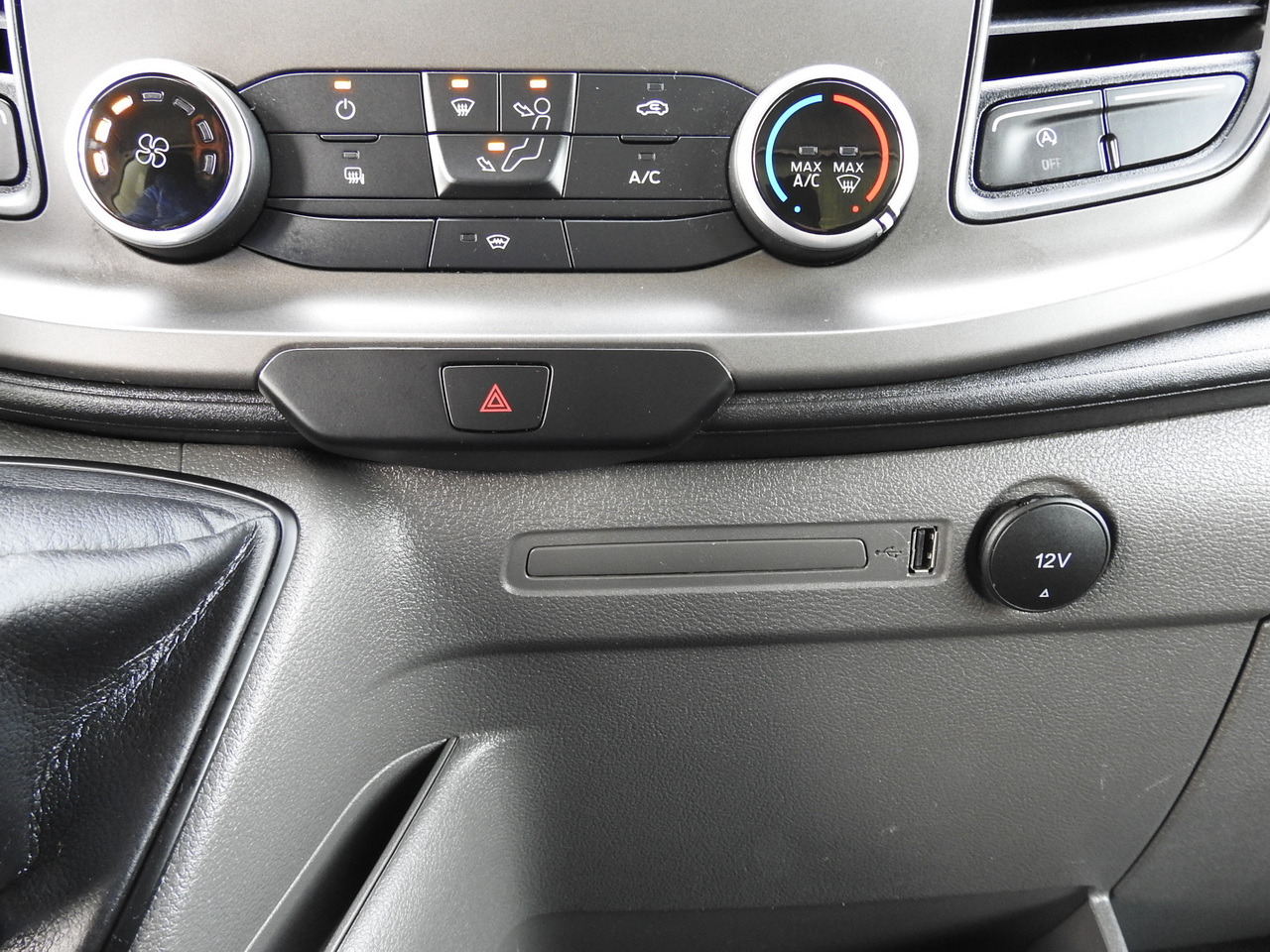 Fourgon grand volume FORD TRANSIT BOX LIFT 8 PALLETS CRUISE CONTROL AIR CONDITIONING  130HP: photos 39