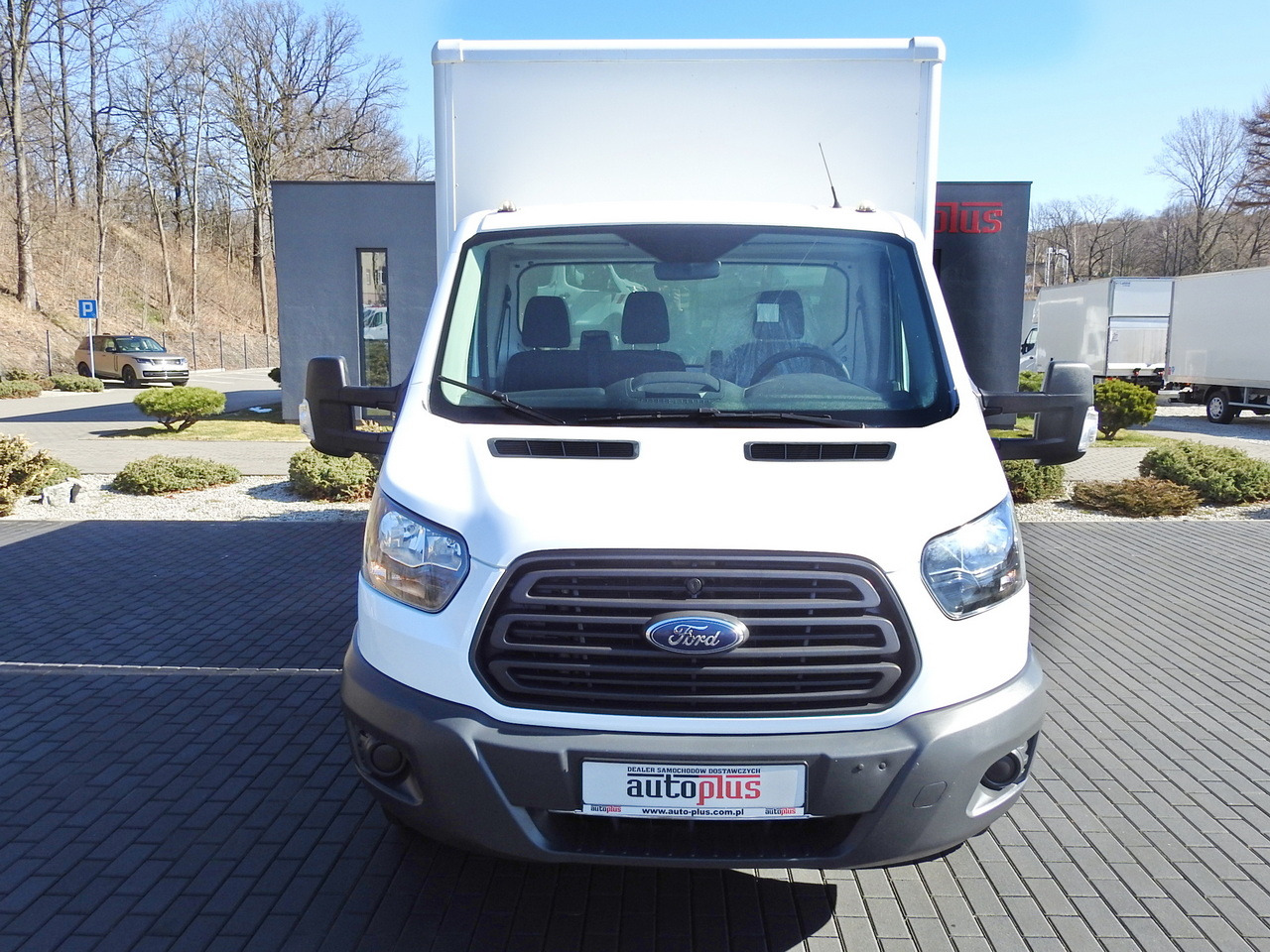 FORD TRANSIT BOX LIFT 8 PALLETS TWIN WHEELS AIR CONDITIONING 130HP - Fourgon grand volume: photos 5 FORD TRANSIT BOX LIFT 8 PALLETS TWIN WHEELS AIR CONDITIONING 130HP - Fourgon grand volume: photos 5