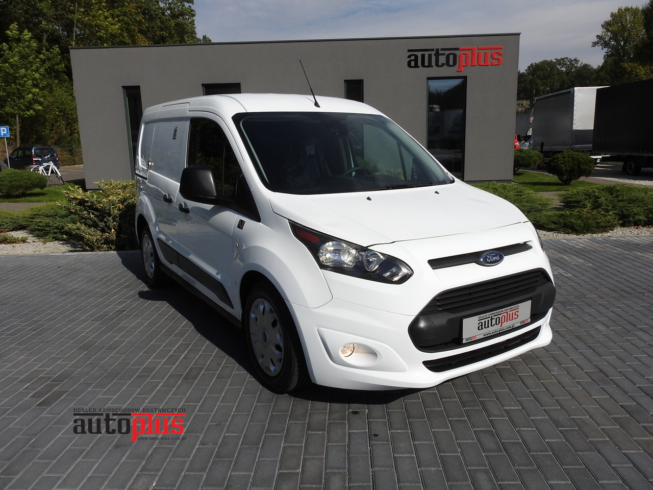 FORD TRANSIT CONNECT VAN CRUISE CONTROL NAVIGATION AIR CONDITIONING 100HP - Fourgon utilitaire: photos 1 FORD TRANSIT CONNECT VAN CRUISE CONTROL NAVIGATION AIR CONDITIONING 100HP - Fourgon utilitaire: photos 1