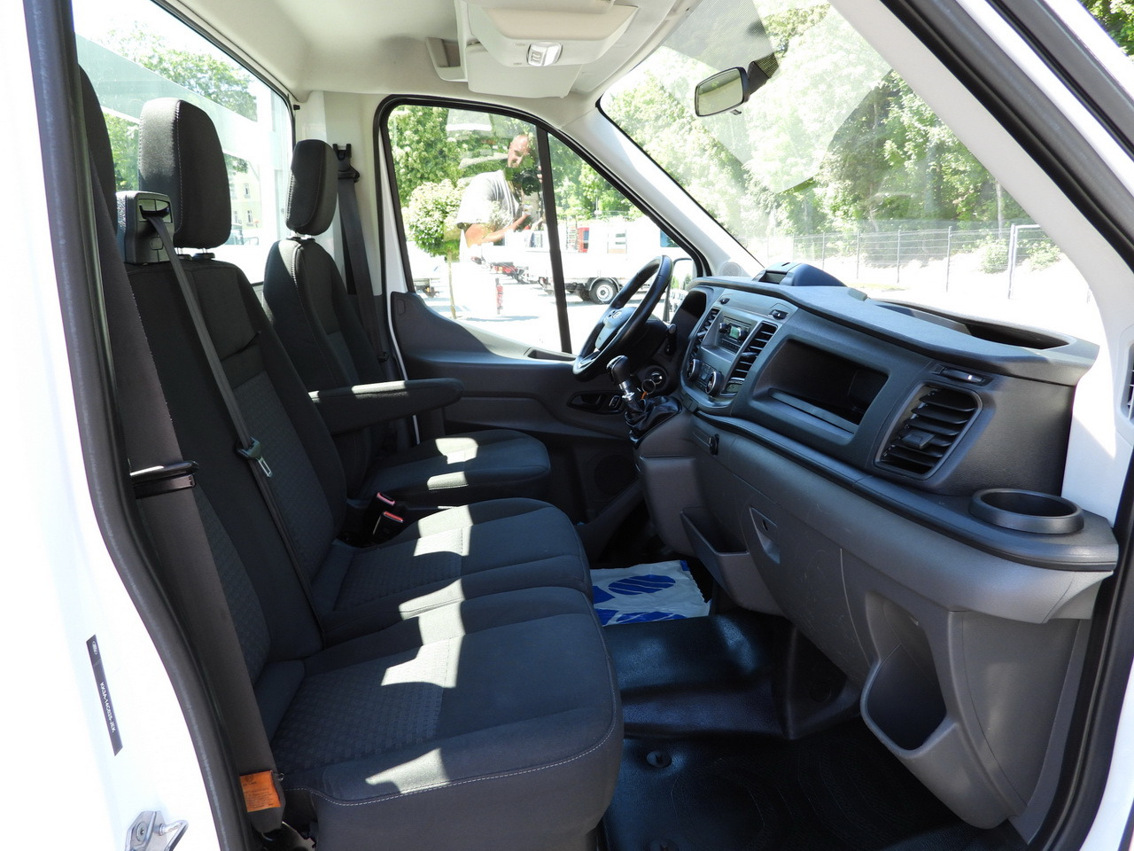 Utilitaire plateau FORD TRANSIT  STAKE BODY 10 PALLETS CRUISE CONTROL LED LIGHTS PNEUMATICS AIR CONDITIONING  160HP: photos 39