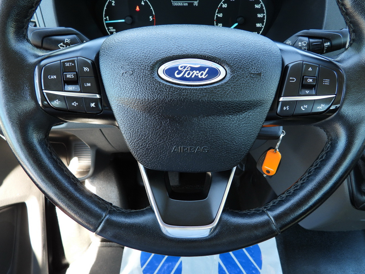 Utilitaire plateau FORD TRANSIT  STAKE BODY 10 PALLETS CRUISE CONTROL LED LIGHTS PNEUMATICS AIR CONDITIONING  160HP: photos 30
