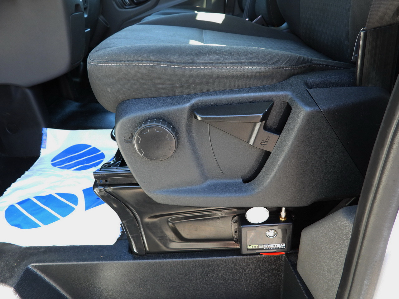Utilitaire plateau FORD TRANSIT  STAKE BODY 10 PALLETS CRUISE CONTROL LED LIGHTS PNEUMATICS AIR CONDITIONING  160HP: photos 26