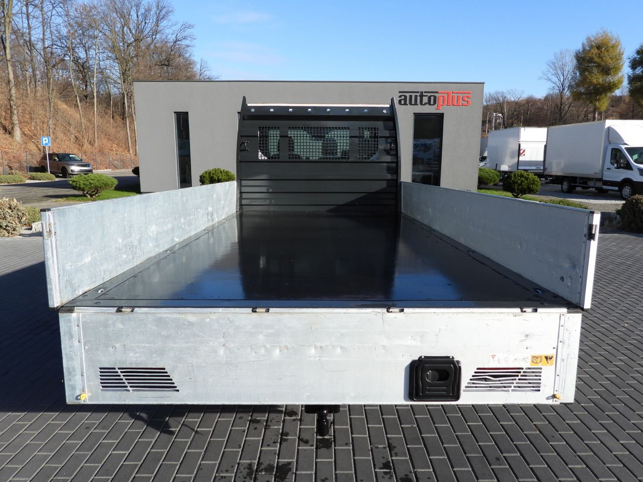 Utilitaire plateau FORD TRANSIT STAKE BODY 8 PALLETS TWIN WHEELS AIR CONDITIONING  155HP: photos 11