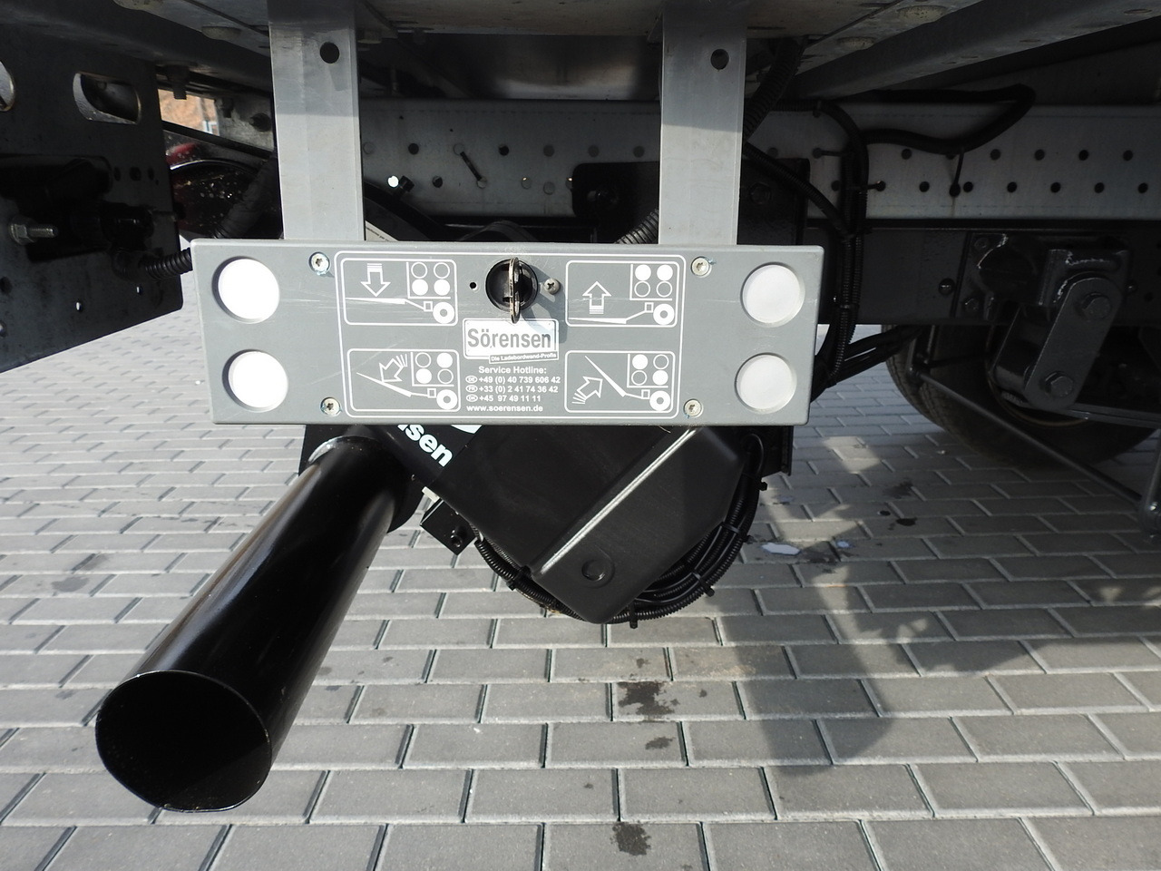 Fourgon grand volume IVECO DAILY 35C16 BOX LIFT 8 PALLETS CRUISE CONTROL TWIN WHEELS AIR CONDITIONING  160HP: photos 20