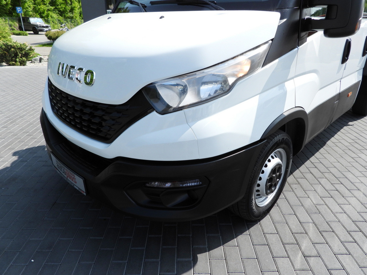IVECO DAILY 35S12 STAKE BODY DOUBLE CABIN DOKA 7 SEATS AIR CONDITIONING  120HP — crédit-bail IVECO DAILY 35S12 STAKE BODY DOUBLE CABIN DOKA 7 SEATS AIR CONDITIONING  120HP: photos 17