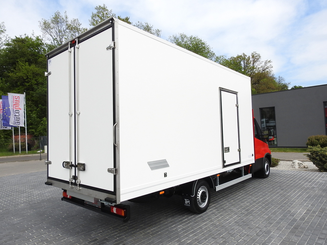 IVECO DAILY 35S18 NEW BOX 10 PALLETS CRUISE CONTROL NAVIGATION AIR CONDITIONING LED LIGHTS GUARANTEE 180HP — crédit-bail IVECO DAILY 35S18 NEW BOX 10 PALLETS CRUISE CONTROL NAVIGATION AIR CONDITIONING LED LIGHTS GUARANTEE 180HP: photos 14 IVECO DAILY 35S18 NEW BOX 10 PALLETS CRUISE CONTROL NAVIGATION AIR CONDITIONING LED LIGHTS GUARANTEE 180HP — crédit-bail IVECO DAILY 35S18 NEW BOX 10 PALLETS CRUISE CONTROL NAVIGATION AIR CONDITIONING LED LIGHTS GUARANTEE 180HP: photos 14