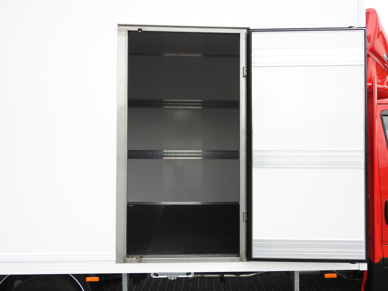 IVECO DAILY 35S18 NEW BOX 10 PALLETS CRUISE CONTROL NAVIGATION AIR CONDITIONING LED LIGHTS GUARANTEE 180HP — crédit-bail IVECO DAILY 35S18 NEW BOX 10 PALLETS CRUISE CONTROL NAVIGATION AIR CONDITIONING LED LIGHTS GUARANTEE 180HP: photos 25 IVECO DAILY 35S18 NEW BOX 10 PALLETS CRUISE CONTROL NAVIGATION AIR CONDITIONING LED LIGHTS GUARANTEE 180HP — crédit-bail IVECO DAILY 35S18 NEW BOX 10 PALLETS CRUISE CONTROL NAVIGATION AIR CONDITIONING LED LIGHTS GUARANTEE 180HP: photos 25