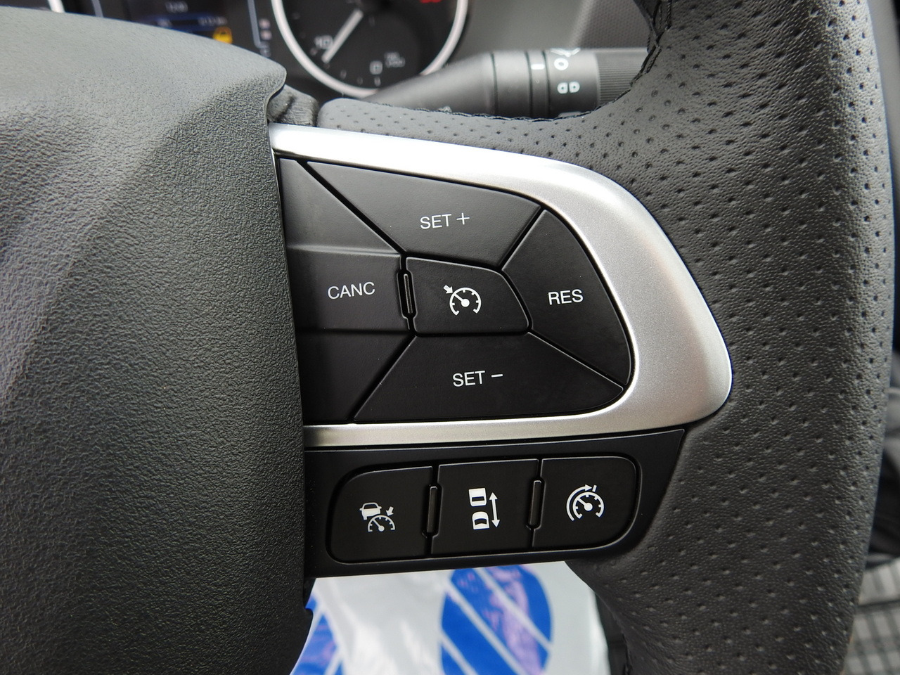 IVECO DAILY 35S18 NEW BOX 10 PALLETS CRUISE CONTROL NAVIGATION AIR CONDITIONING LED LIGHTS GUARANTEE 180HP — crédit-bail IVECO DAILY 35S18 NEW BOX 10 PALLETS CRUISE CONTROL NAVIGATION AIR CONDITIONING LED LIGHTS GUARANTEE 180HP: photos 35 IVECO DAILY 35S18 NEW BOX 10 PALLETS CRUISE CONTROL NAVIGATION AIR CONDITIONING LED LIGHTS GUARANTEE 180HP — crédit-bail IVECO DAILY 35S18 NEW BOX 10 PALLETS CRUISE CONTROL NAVIGATION AIR CONDITIONING LED LIGHTS GUARANTEE 180HP: photos 35