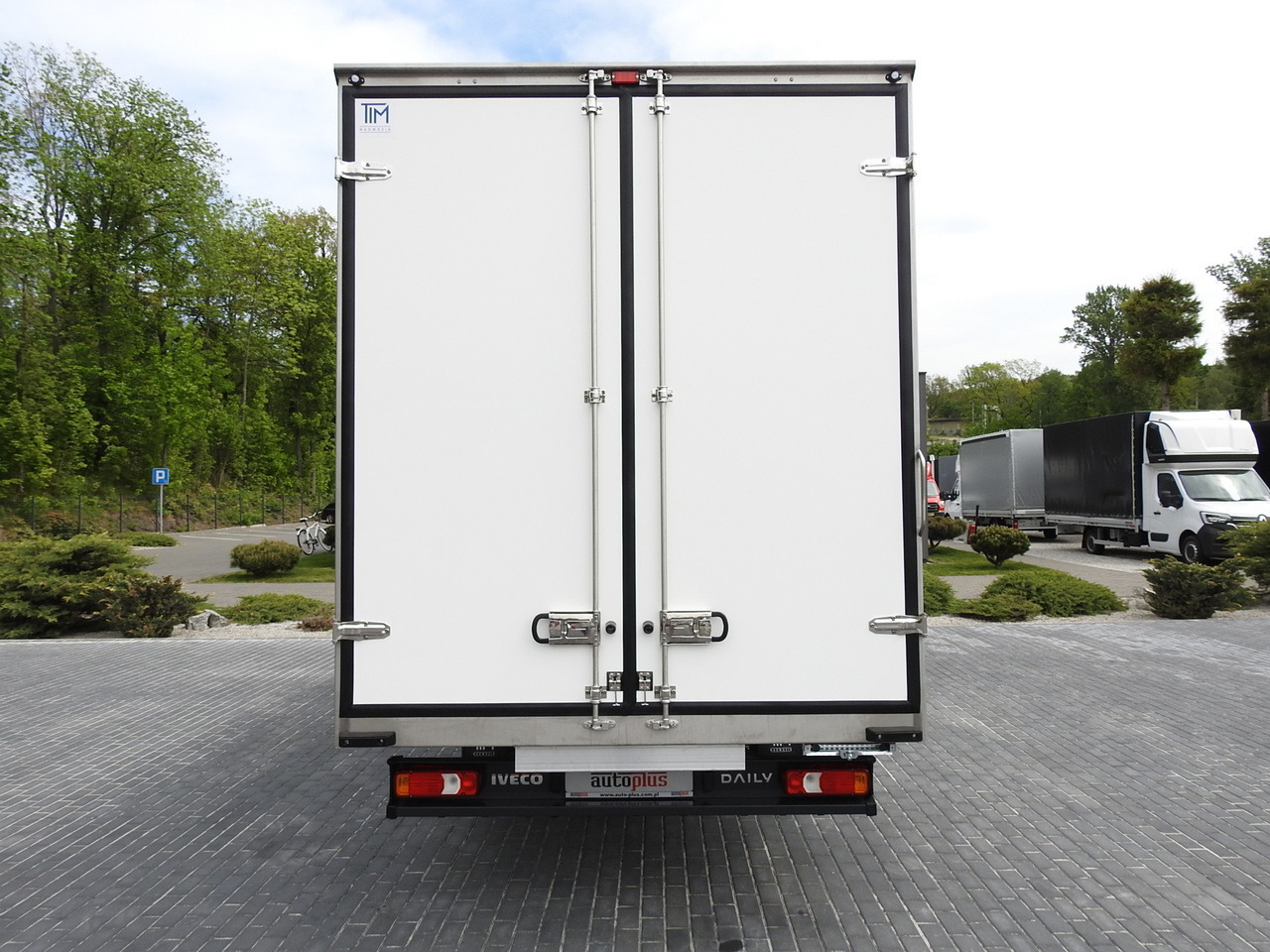 IVECO DAILY 35S18 NEW BOX 10 PALLETS CRUISE CONTROL NAVIGATION AIR CONDITIONING LED LIGHTS GUARANTEE 180HP — crédit-bail IVECO DAILY 35S18 NEW BOX 10 PALLETS CRUISE CONTROL NAVIGATION AIR CONDITIONING LED LIGHTS GUARANTEE 180HP: photos 11 IVECO DAILY 35S18 NEW BOX 10 PALLETS CRUISE CONTROL NAVIGATION AIR CONDITIONING LED LIGHTS GUARANTEE 180HP — crédit-bail IVECO DAILY 35S18 NEW BOX 10 PALLETS CRUISE CONTROL NAVIGATION AIR CONDITIONING LED LIGHTS GUARANTEE 180HP: photos 11