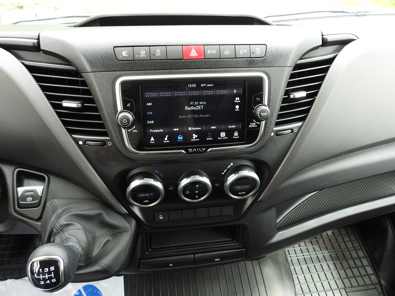 Fourgon grand volume neuf IVECO DAILY 35S18 NEW BOX 10 PALLETS CRUISE CONTROL NAVIGATION AIR CONDITIONING LED LIGHTS GUARANTEE 180HP: photos 38 Fourgon grand volume neuf IVECO DAILY 35S18 NEW BOX 10 PALLETS CRUISE CONTROL NAVIGATION AIR CONDITIONING LED LIGHTS GUARANTEE 180HP: photos 38