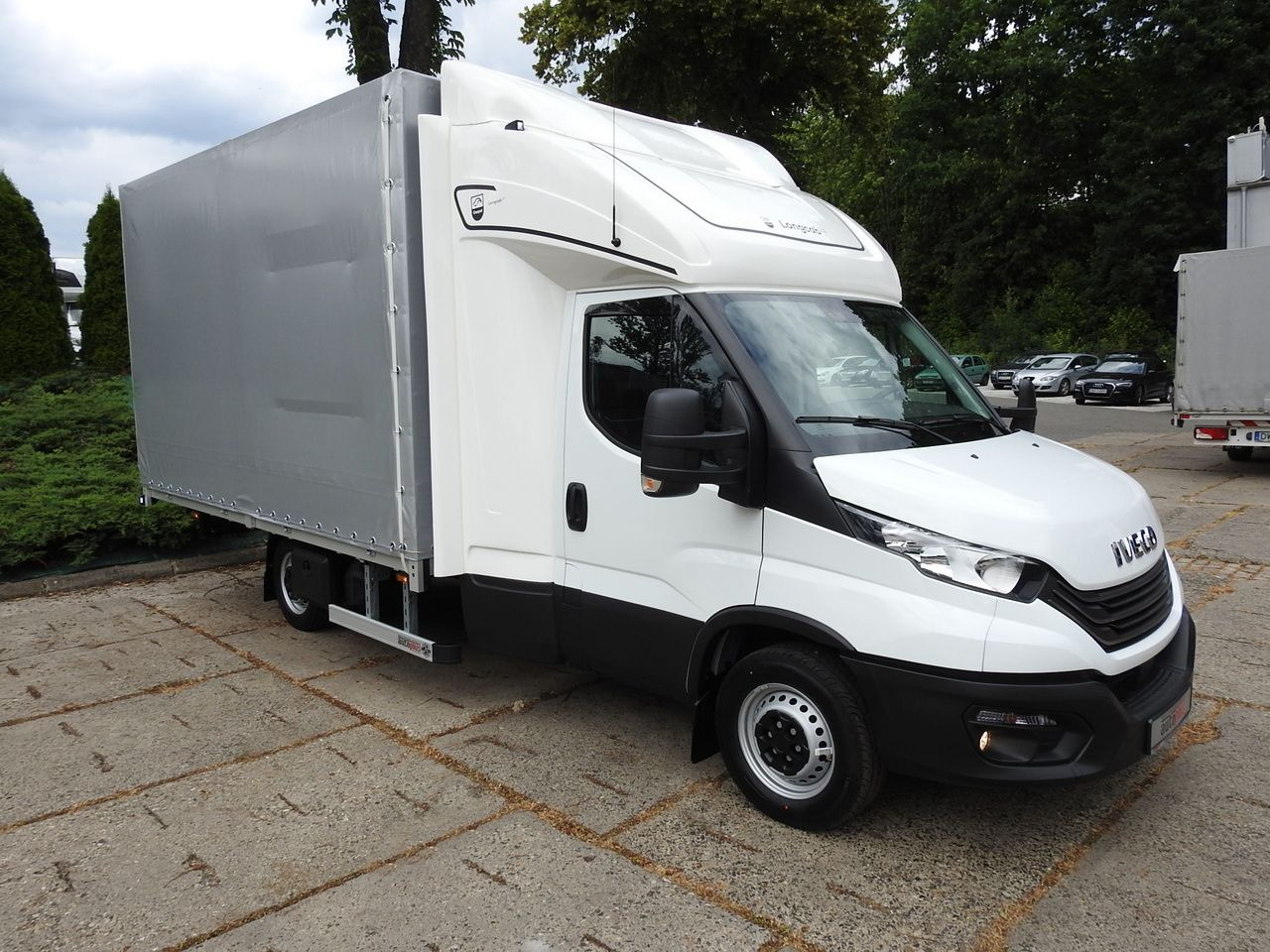 IVECO DAILY 35S18 NEW TARPAULIN WEBASTO CRUISE CONTROL AIR CONDITIONING 180HP - Utilitaire rideaux coulissants (PLSC): photos 4 IVECO DAILY 35S18 NEW TARPAULIN WEBASTO CRUISE CONTROL AIR CONDITIONING 180HP - Utilitaire rideaux coulissants (PLSC): photos 4