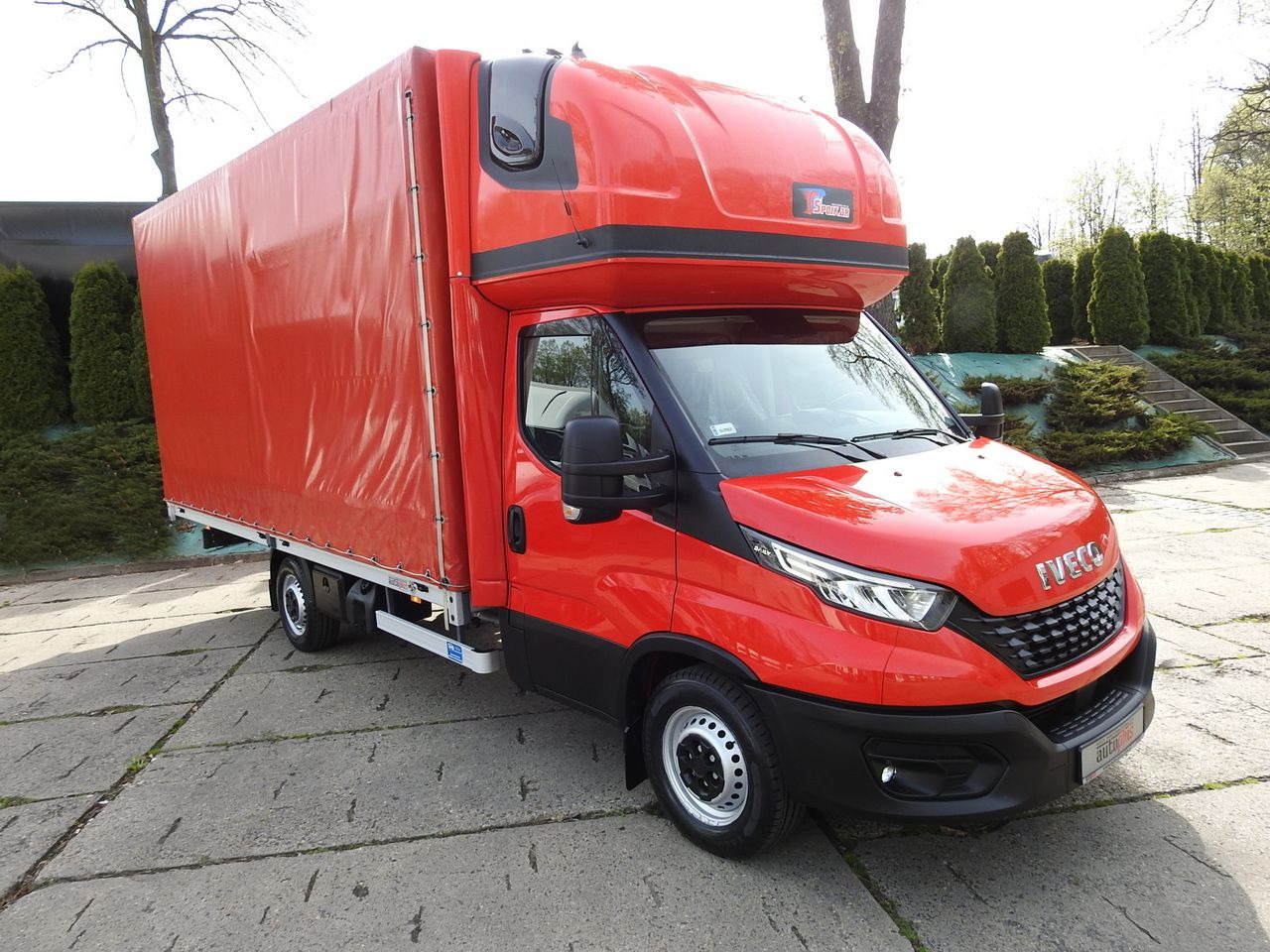 Utilitaire rideaux coulissants (PLSC) IVECO DAILY 35S18 TARPAULIN 10 PALLETS WEBASTO CRUISE CONTROL LED LIGHTS AIR CONDITIONING  180HP: photos 23