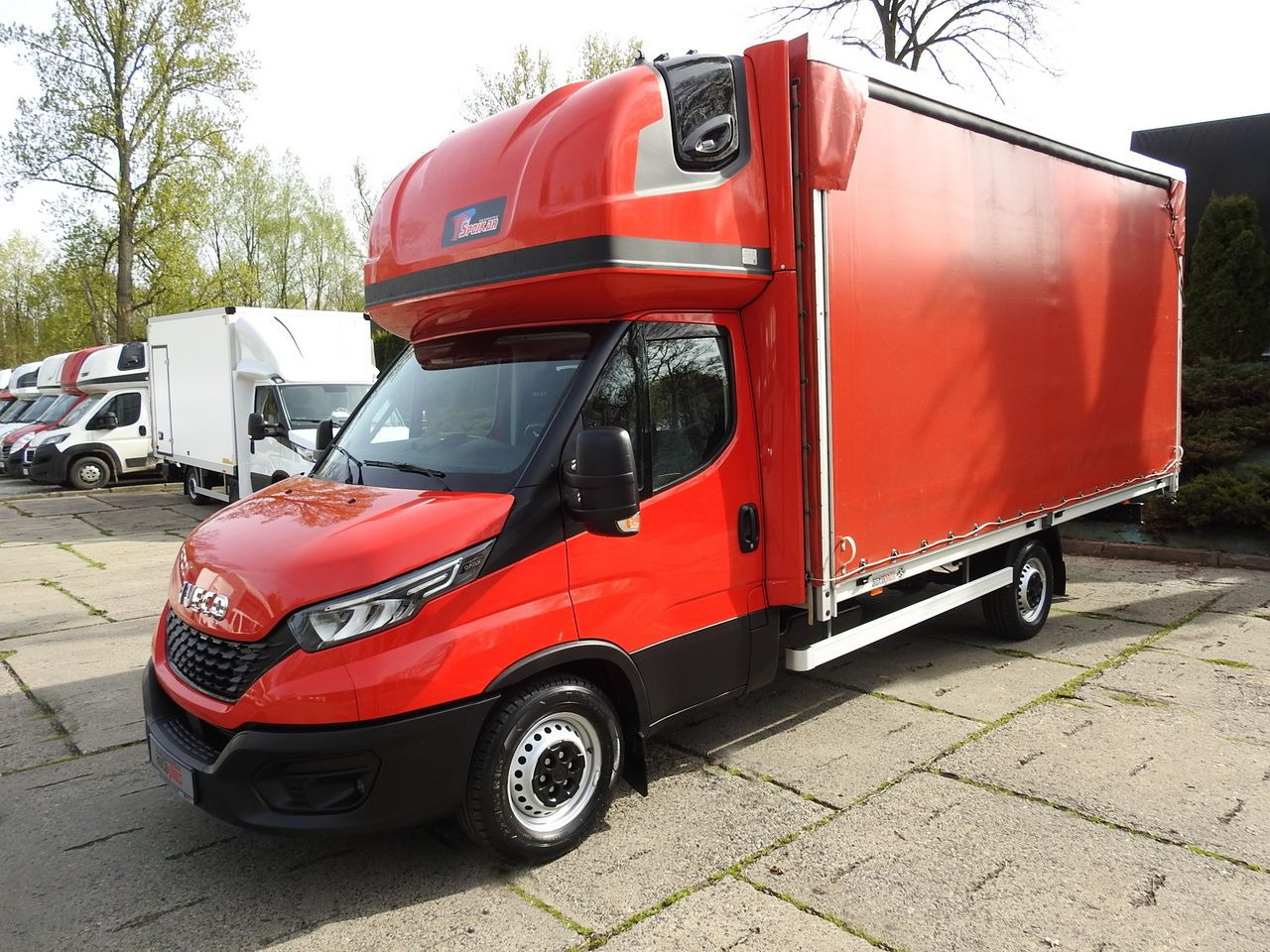 Utilitaire rideaux coulissants (PLSC) IVECO DAILY 35S18 TARPAULIN 10 PALLETS WEBASTO CRUISE CONTROL LED LIGHTS AIR CONDITIONING  180HP: photos 6
