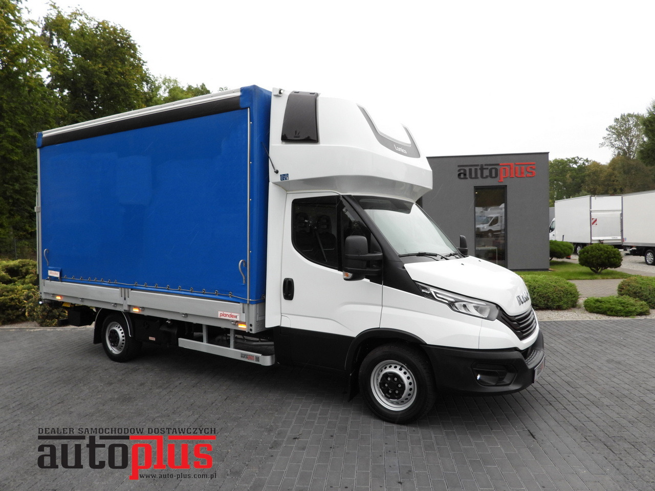 IVECO DAILY 35S18 TARPAULIN LIFT 8 PALLETS WEBASTO CRUISE CONTROL LED LIGHTS AIR CONDITIONING  180HP - Utilitaire rideaux coulissants (PLSC): photos 1 IVECO DAILY 35S18 TARPAULIN LIFT 8 PALLETS WEBASTO CRUISE CONTROL LED LIGHTS AIR CONDITIONING  180HP - Utilitaire rideaux coulissants (PLSC): photos 1