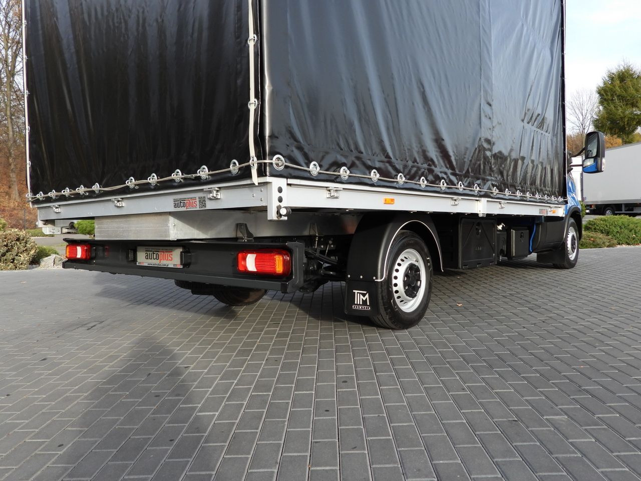 Utilitaire rideaux coulissants (PLSC) IVECO DAILY 35S21 TARPAULIN 10 PALLETS WEBASTO CRUISE CONTROL NAVIGATION LED LIGHTS AUTOMATIC TRANSMISSION HI-MATIC AIR CONDITIONING 210HP: photos 28 Utilitaire rideaux coulissants (PLSC) IVECO DAILY 35S21 TARPAULIN 10 PALLETS WEBASTO CRUISE CONTROL NAVIGATION LED LIGHTS AUTOMATIC TRANSMISSION HI-MATIC AIR CONDITIONING 210HP: photos 28