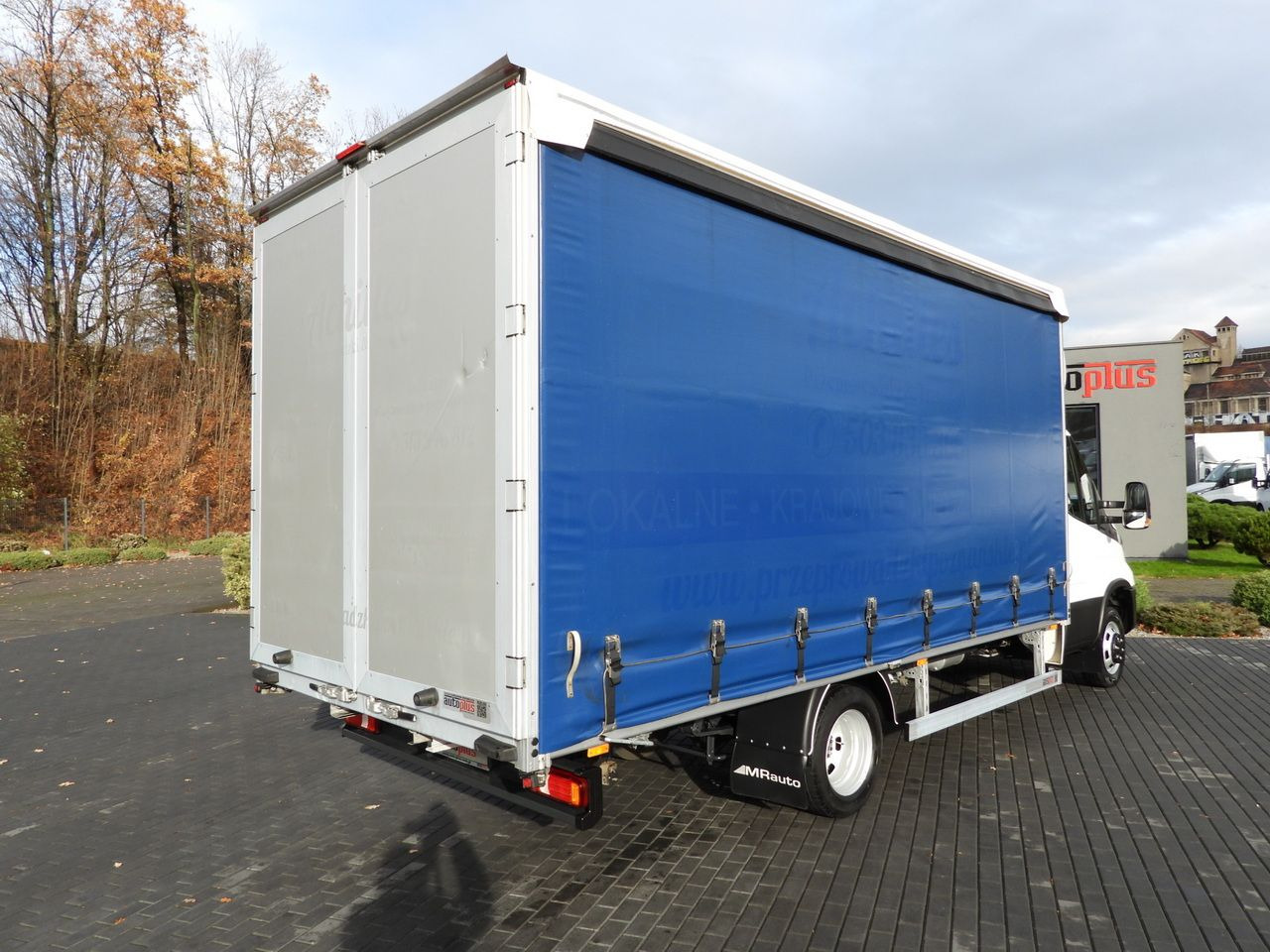 IVECO DAILY 50C16 TARPAULIN 10 PALLETS CRUISE CONTROL TWIN WHEELS AIR CONDITIONING 160HP - Utilitaire rideaux coulissants (PLSC): photos 3 IVECO DAILY 50C16 TARPAULIN 10 PALLETS CRUISE CONTROL TWIN WHEELS AIR CONDITIONING 160HP - Utilitaire rideaux coulissants (PLSC): photos 3