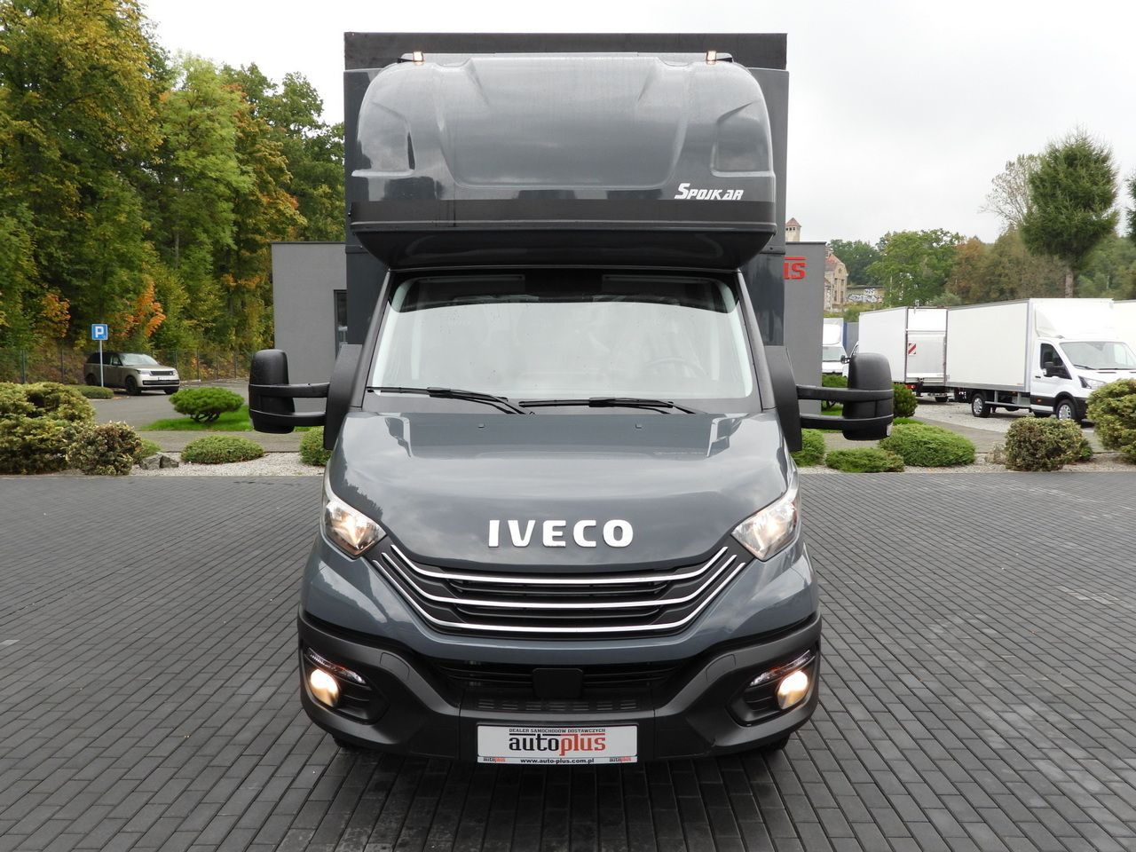 IVECO DAILY 50C18 TARPAULIN 14 PALLETS WEBASTO CRUISE CONTROL PNEUMATICS TWIN WHEELS AIR CONDITIONING  180HP - Utilitaire rideaux coulissants (PLSC): photos 5 IVECO DAILY 50C18 TARPAULIN 14 PALLETS WEBASTO CRUISE CONTROL PNEUMATICS TWIN WHEELS AIR CONDITIONING  180HP - Utilitaire rideaux coulissants (PLSC): photos 5