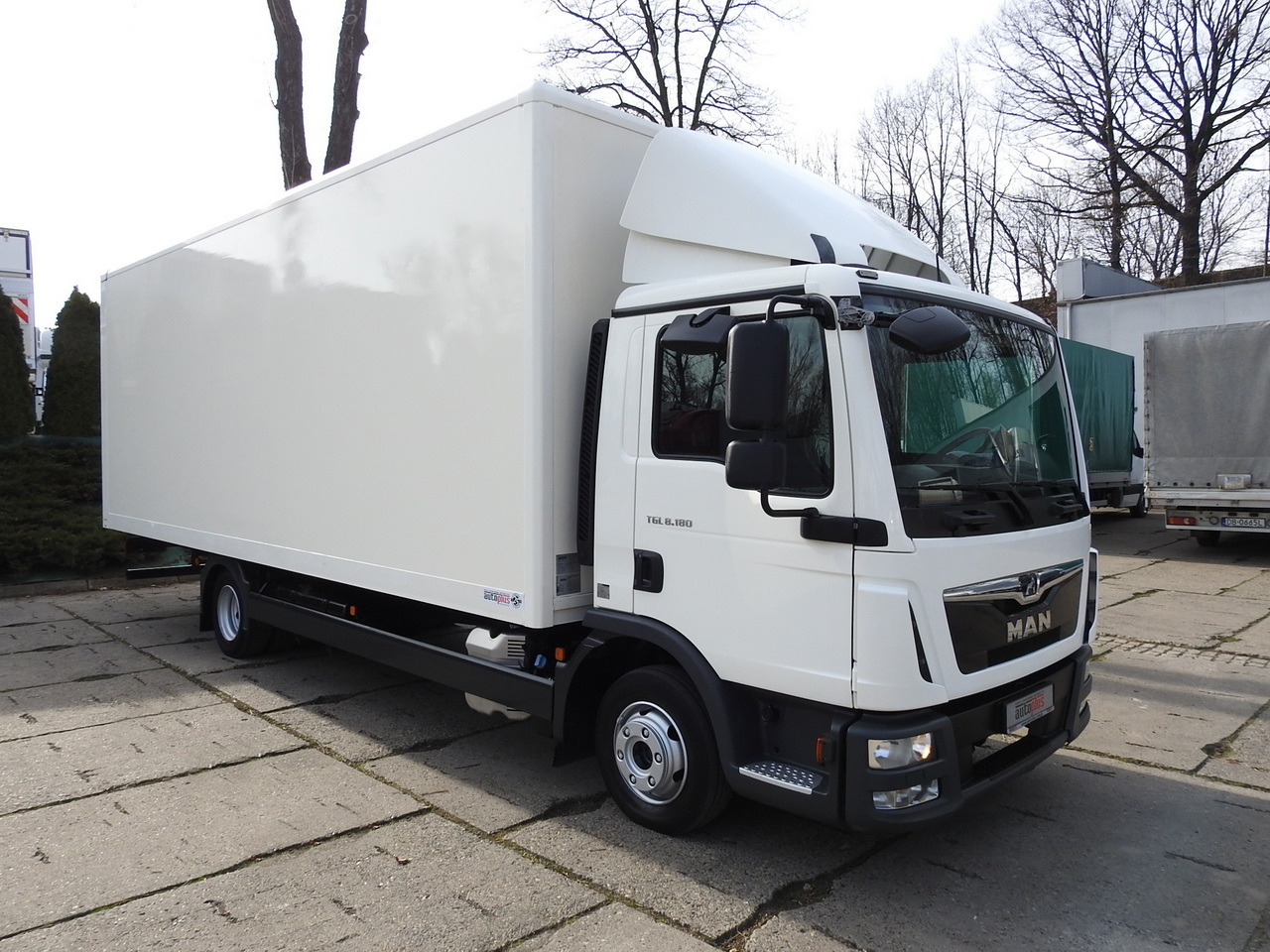 MAN TGL 8.18 BOX 16 PALLETS CRUISE CONTROL TWIN WHEELS 180HP - Fourgon grand volume: photos 4 MAN TGL 8.18 BOX 16 PALLETS CRUISE CONTROL TWIN WHEELS 180HP - Fourgon grand volume: photos 4