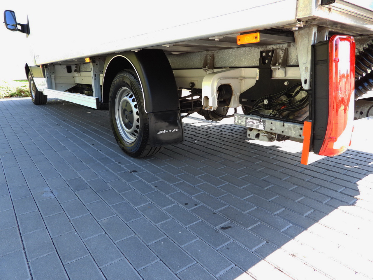 Fourgon grand volume MERCEDES SPRINTER 315 BOX LIFT 8 PALLETS AIR CONDITIONING 150HP: photos 14 Fourgon grand volume MERCEDES SPRINTER 315 BOX LIFT 8 PALLETS AIR CONDITIONING 150HP: photos 14