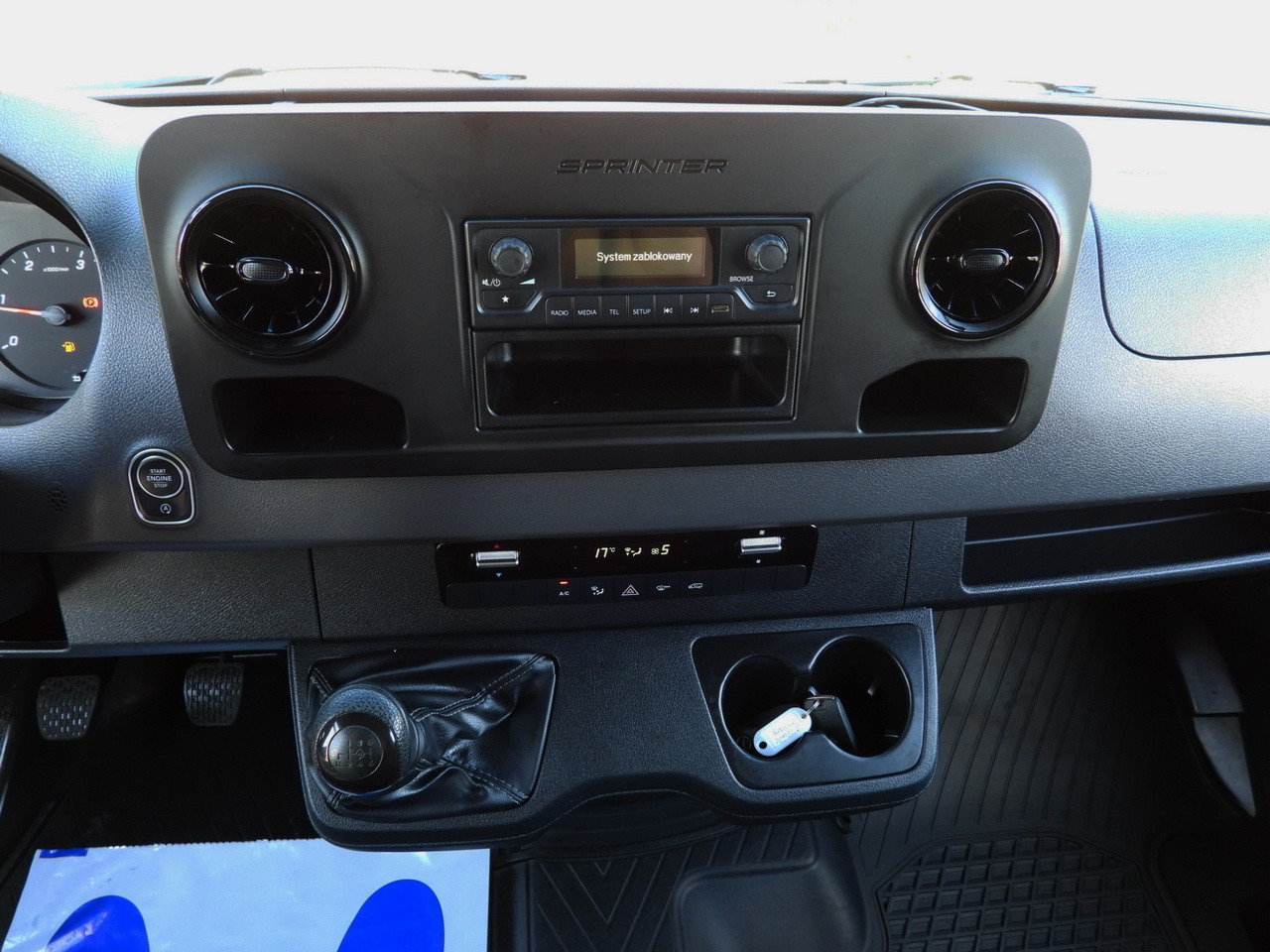 Fourgon grand volume MERCEDES SPRINTER 315 BOX LIFT 8 PALLETS AIR CONDITIONING 150HP: photos 32 Fourgon grand volume MERCEDES SPRINTER 315 BOX LIFT 8 PALLETS AIR CONDITIONING 150HP: photos 32